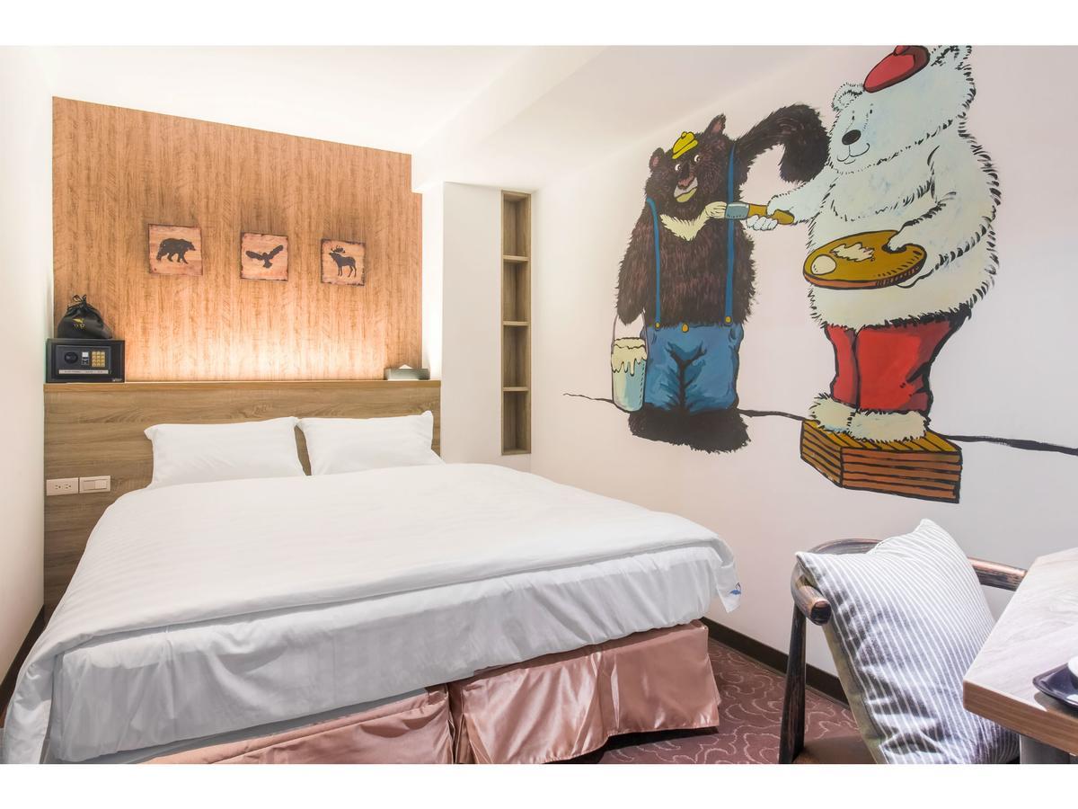 Rf Hotel  Linsen Tajpej Kültér fotó