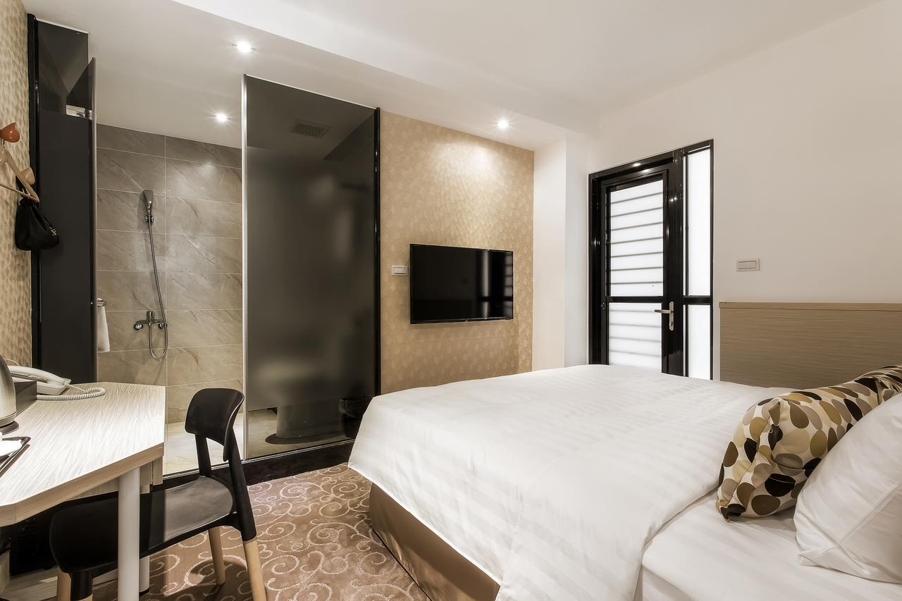 Rf Hotel  Linsen Tajpej Kültér fotó